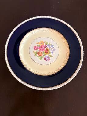 Vtg Simpsons Ambassador Ware 10" Plate Blue Floral English Country Maximalist